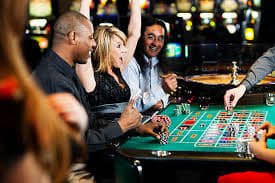 Platform menara188: dealer langsung, sportsbook, dan slot terintegrasi dalam satu aplikasi mobile